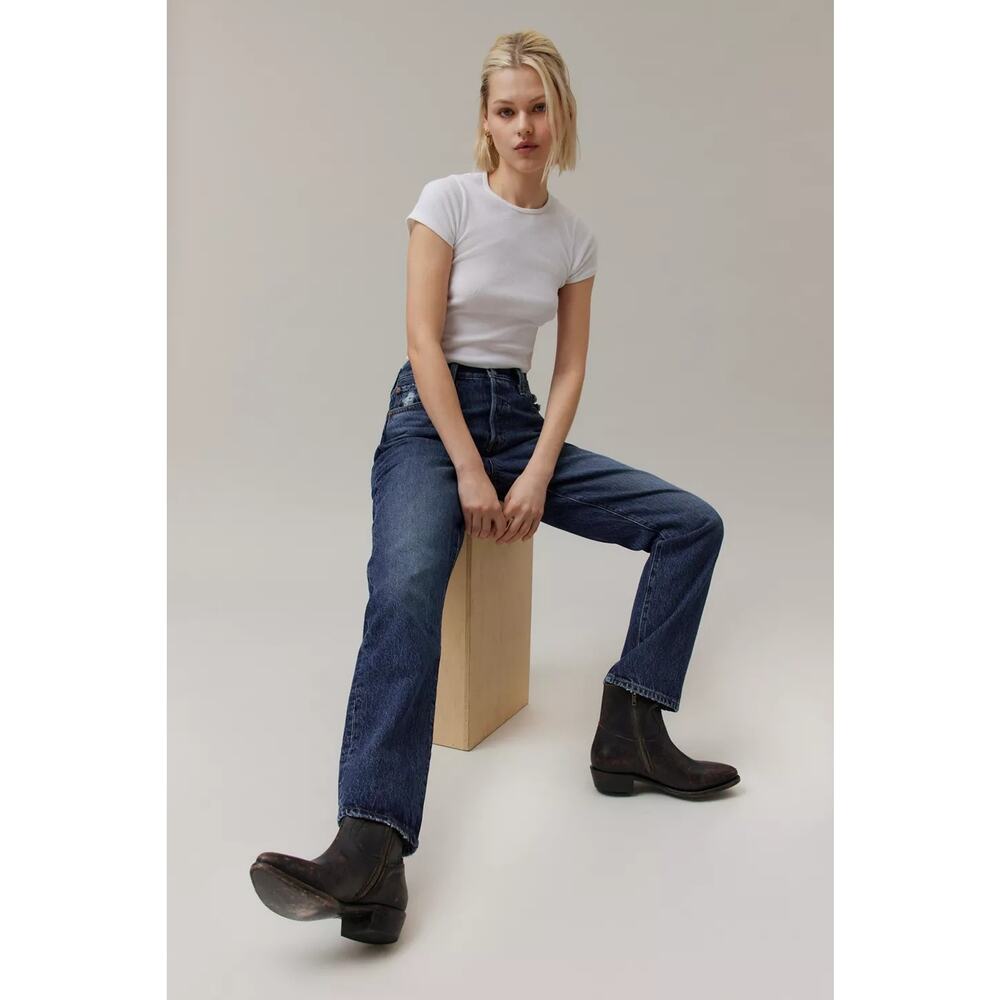 NWT URBAN OUTFITTERS Levi’s 501 High-Waisted Jeans $98 SIZE 29/30 Blue Relaxed